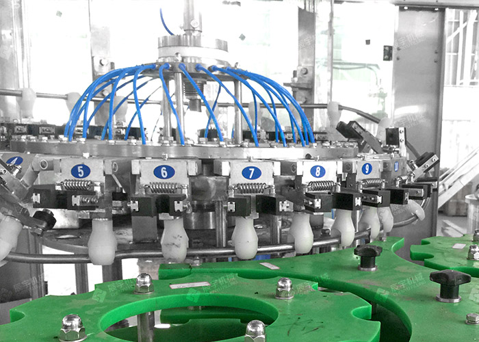 鸡尾酒亚洲午夜成人网站